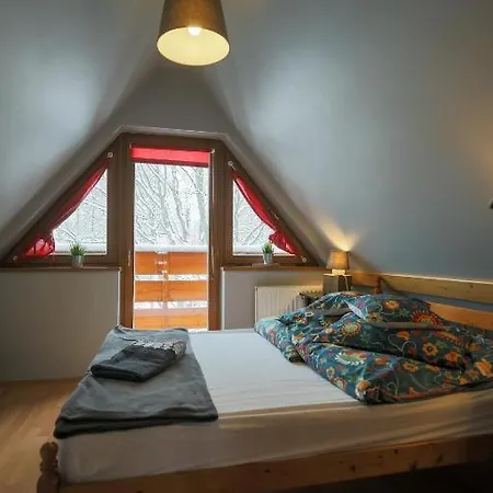 Apartment Z Balkonem- 7 Minut Do Skoczni Narciarskiej, Spokojna Okolica!